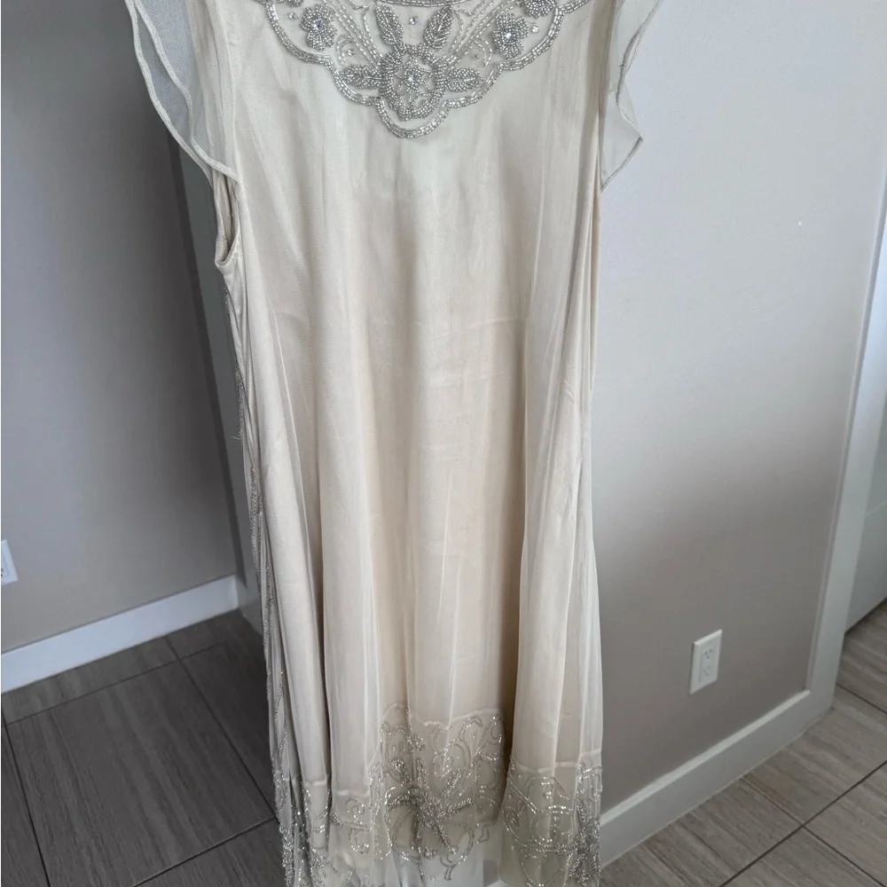 Joyfolie beaded Jaci flutter sleeve dress - Picture 3 of 4